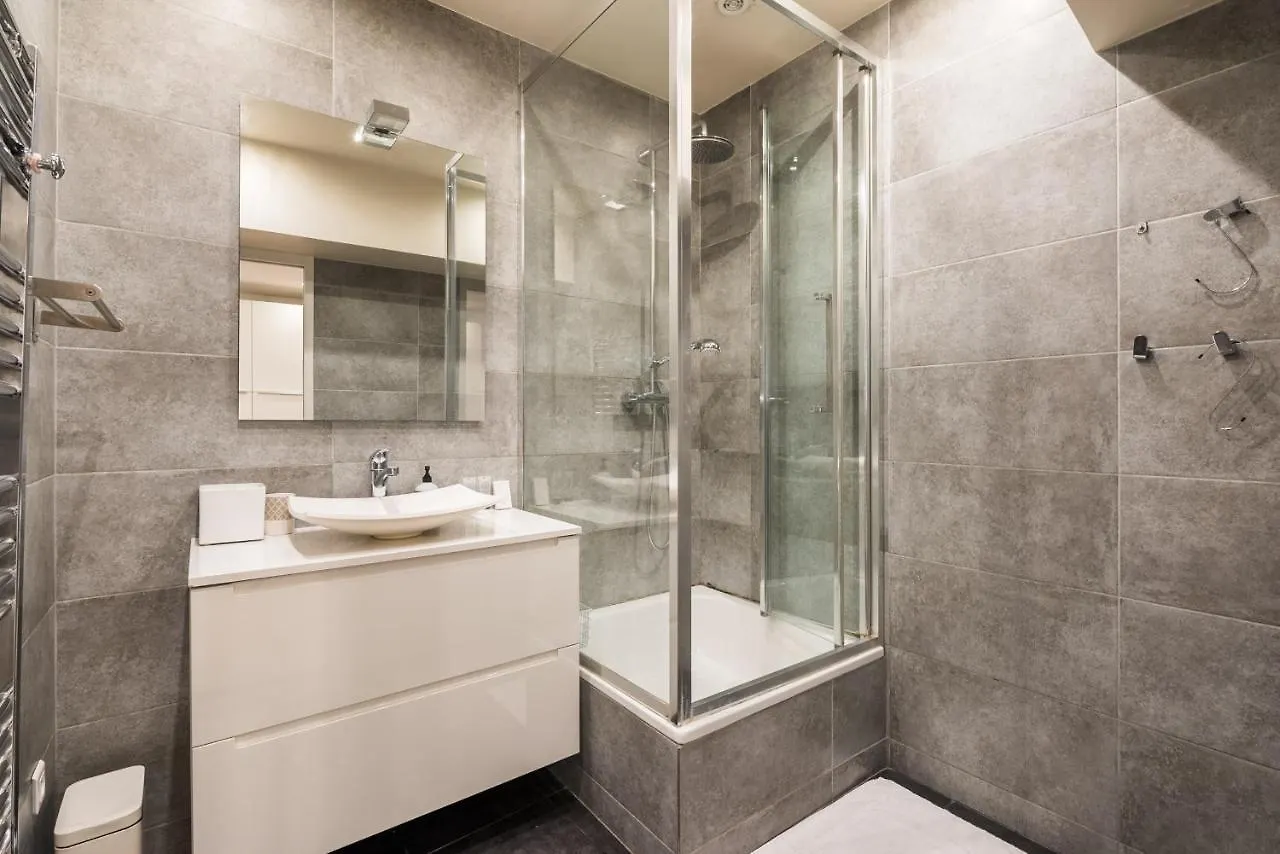 Apartment Spacious Apartment-2Br-4P-Boulevard Saint-Germain Paris
